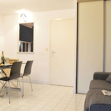 Studio Cabine A 200M De Port Frejus, Plage, Commerces, Terrasse, 4 Couchages, Menage Inclus - Fr-1-226A-31 Exteriör bild